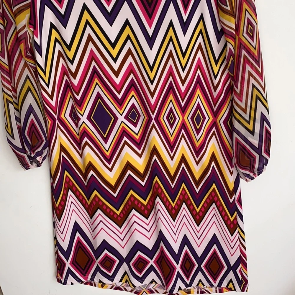 Vior Vior Multi colored‎ zigzag design dress, Sz 10
